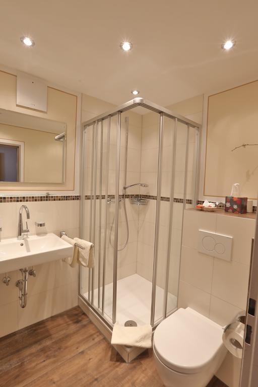 Oberpframmern Hotel Bockmaier מראה חיצוני תמונה