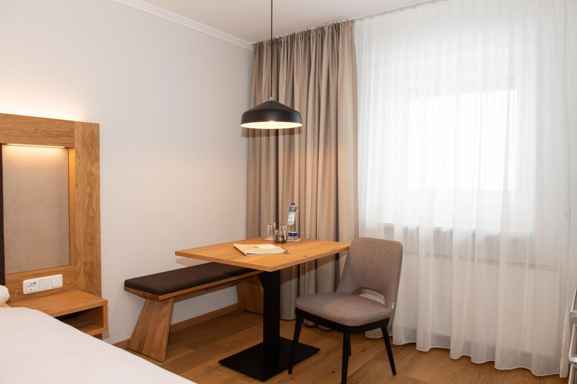 Oberpframmern Hotel Bockmaier מראה חיצוני תמונה